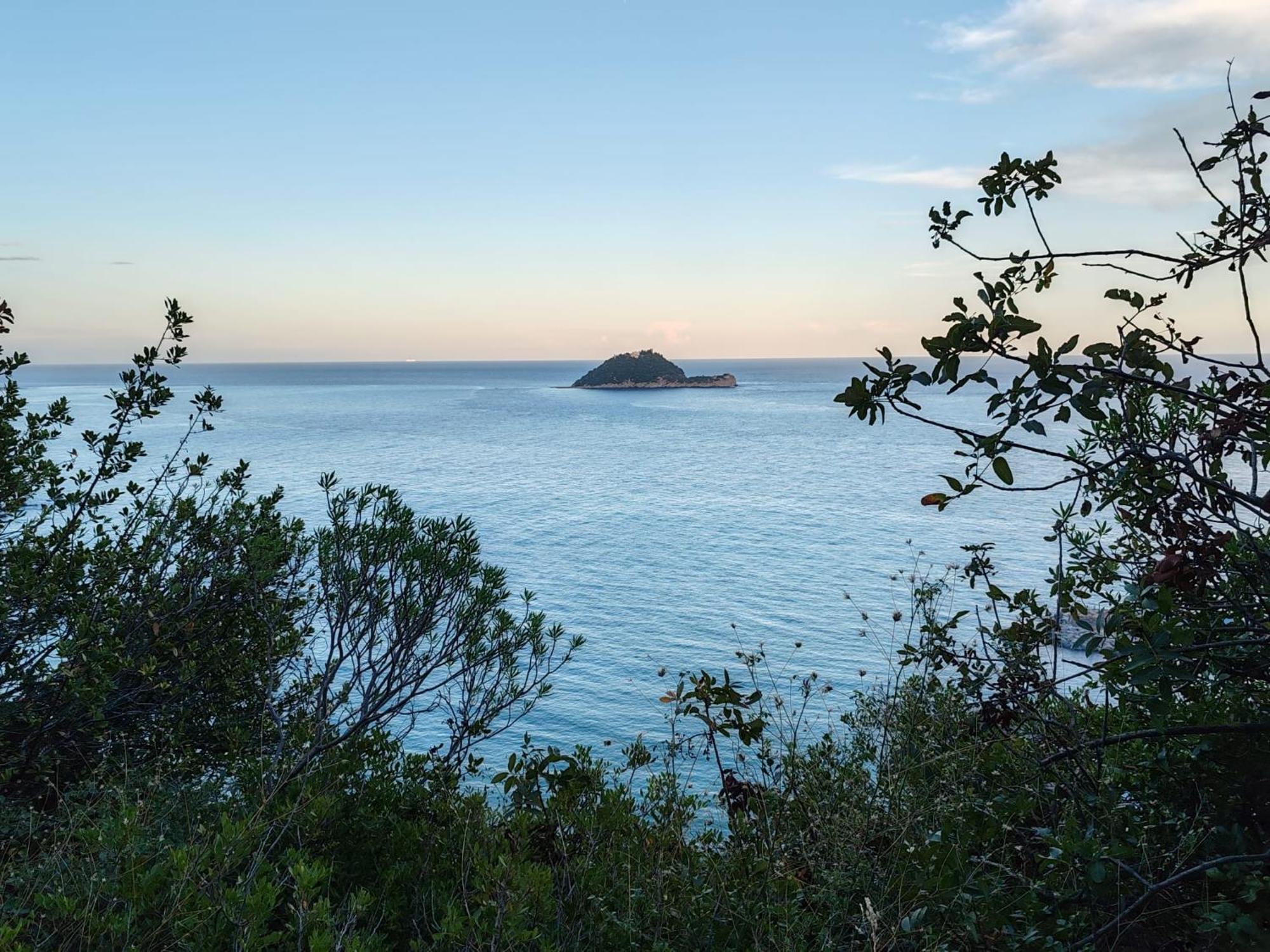 Appartamento Vista Mare アルベンガ エクステリア 写真